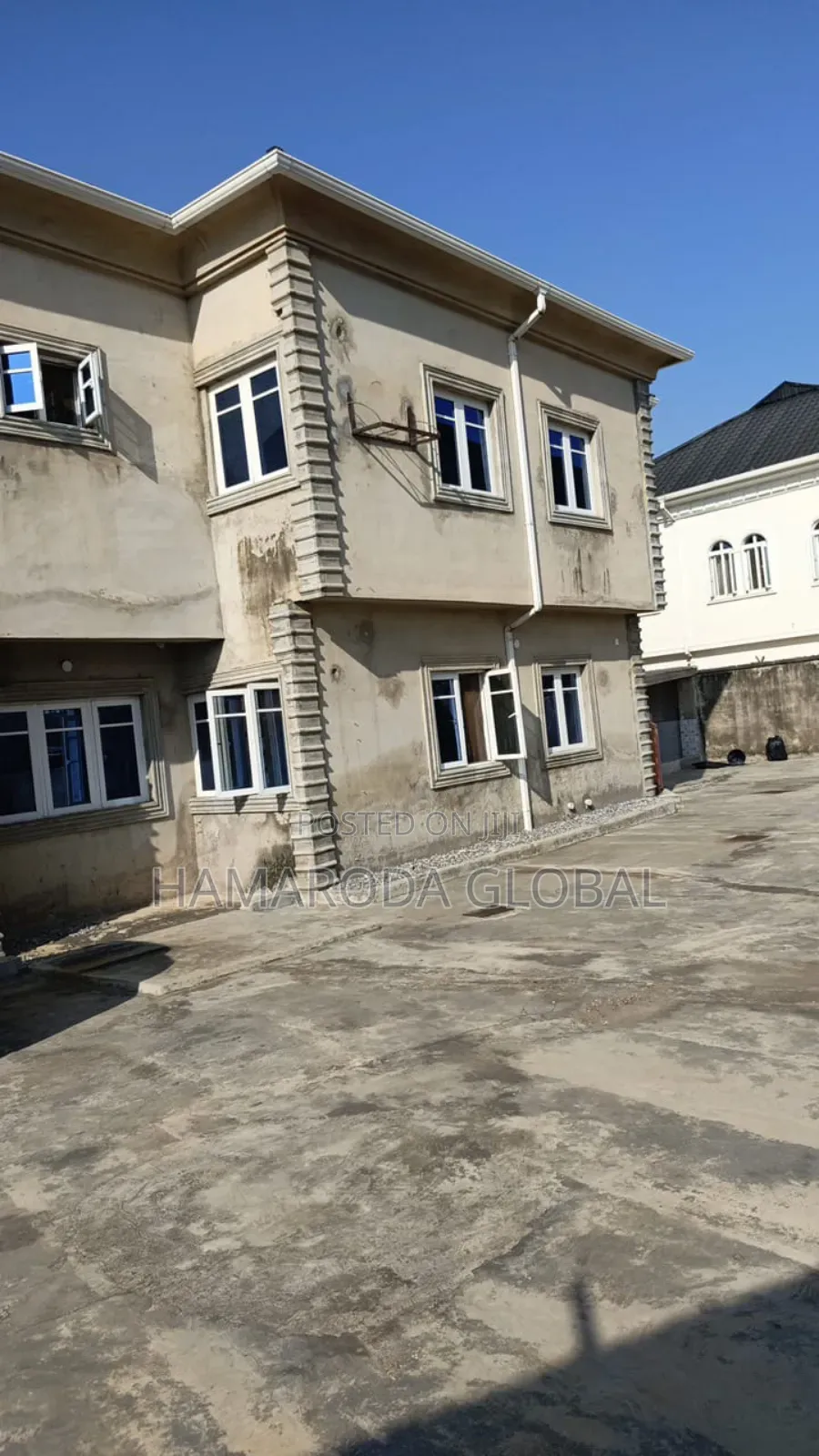 Furnished 9bdrm Duplex in Alimosho for sale in Alimosho