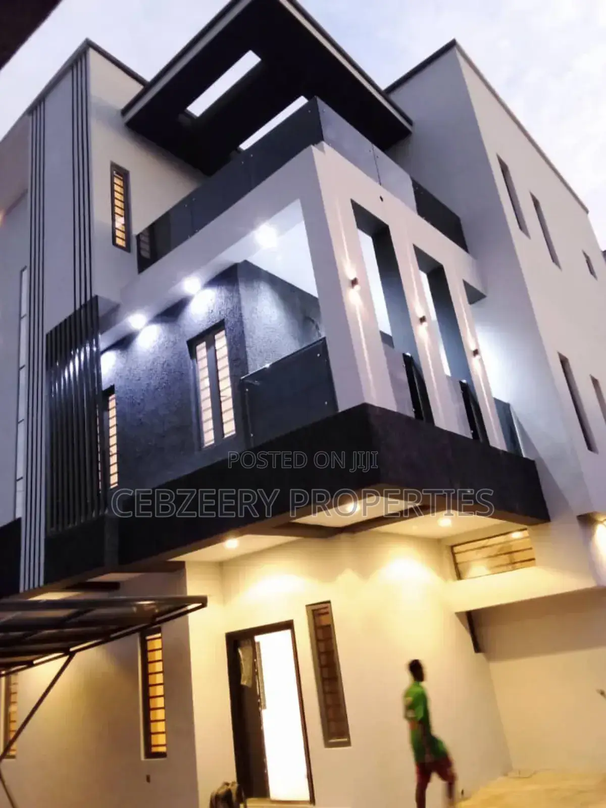 5bdrm Duplex in Omole Phase 1 for rent in Omole Phase 1