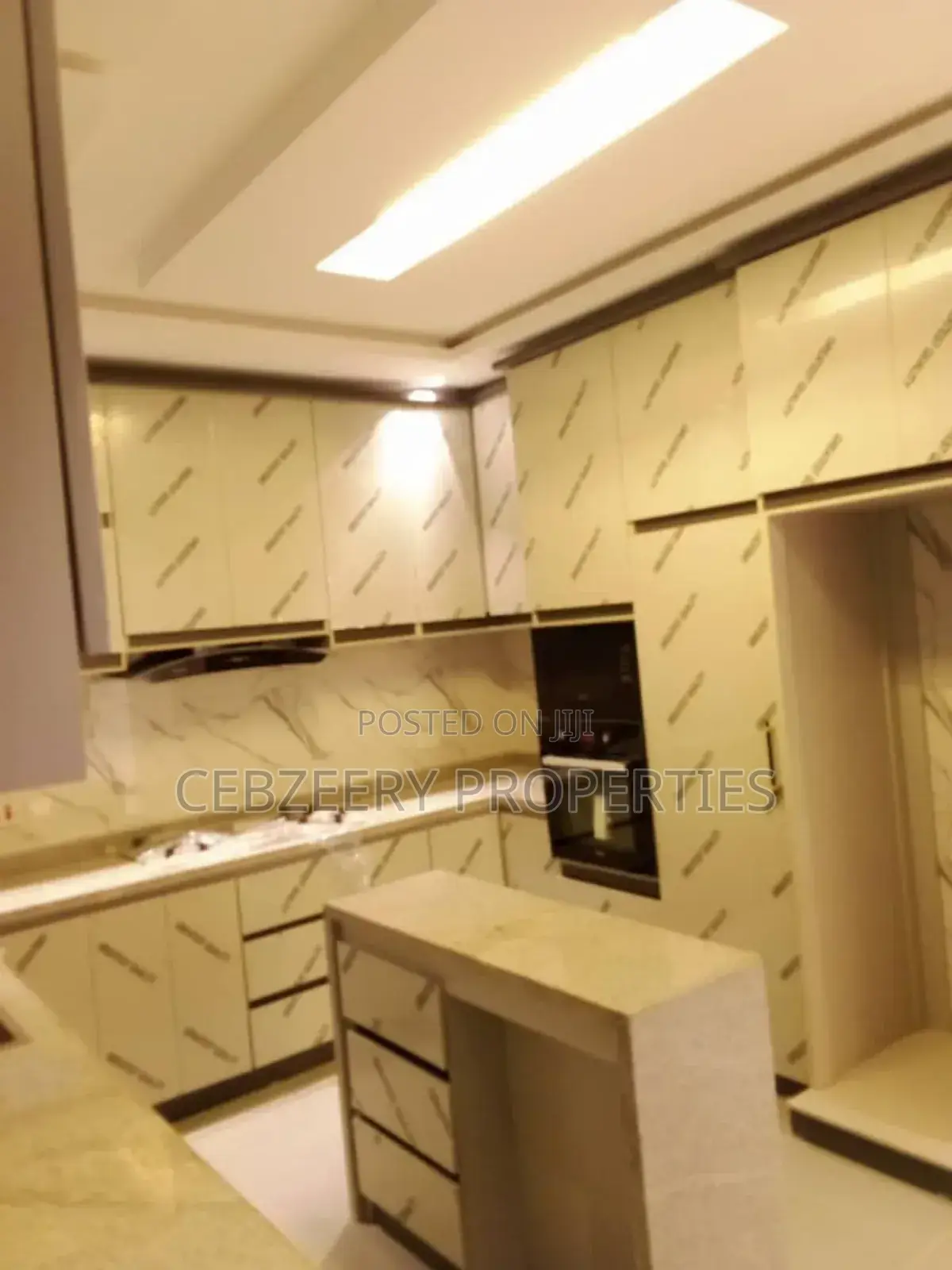 5bdrm Duplex in Omole Phase 1 for rent in Omole Phase 1