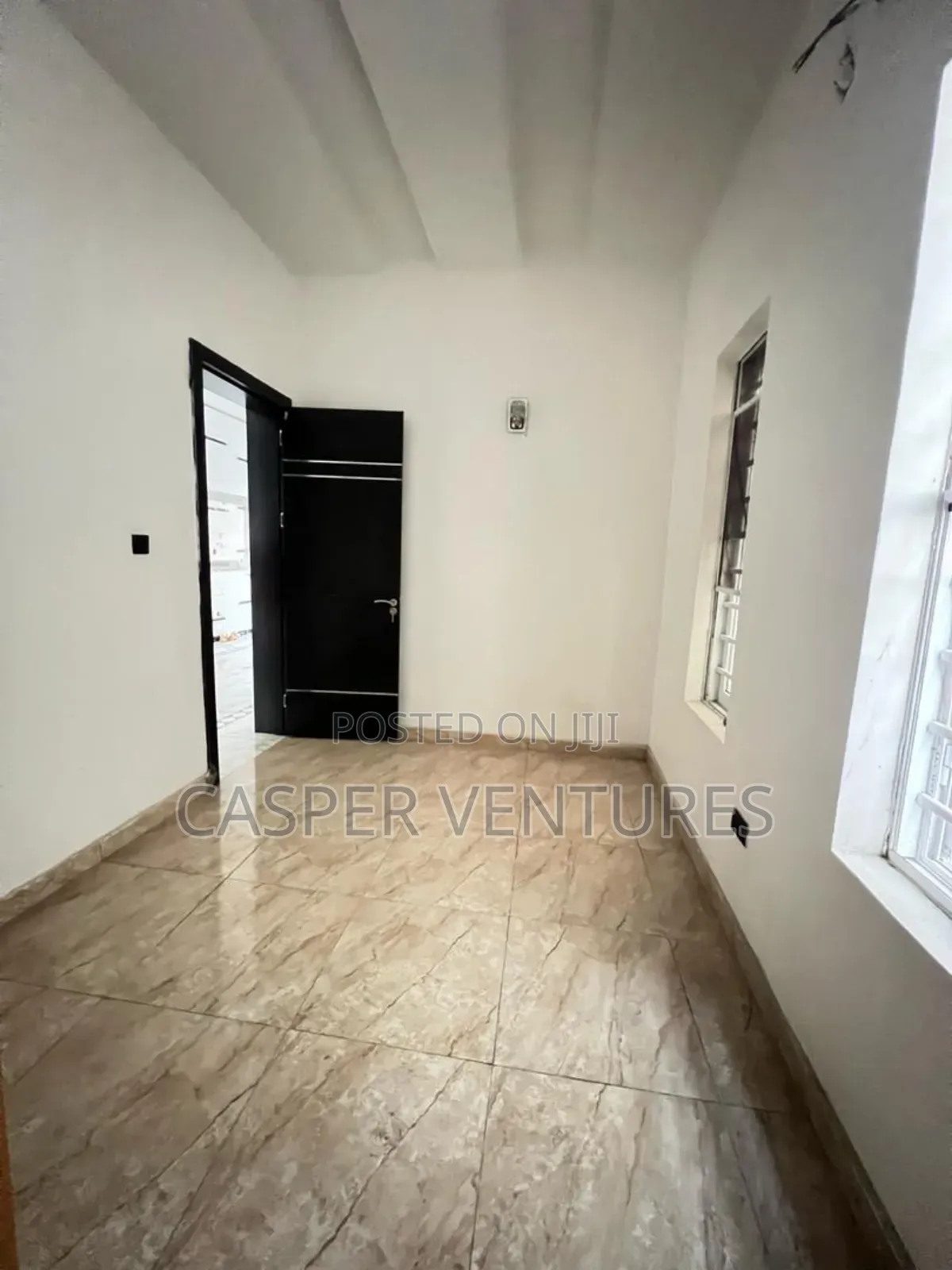 1bdrm Shared Apartment in Westend, Ikota for rent in Ikota