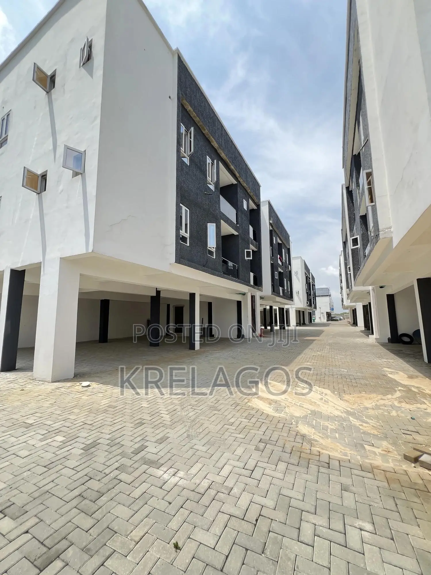 2bdrm Apartment in Abraham Adesanya Estate for sale in Abraham Adesanya Estate