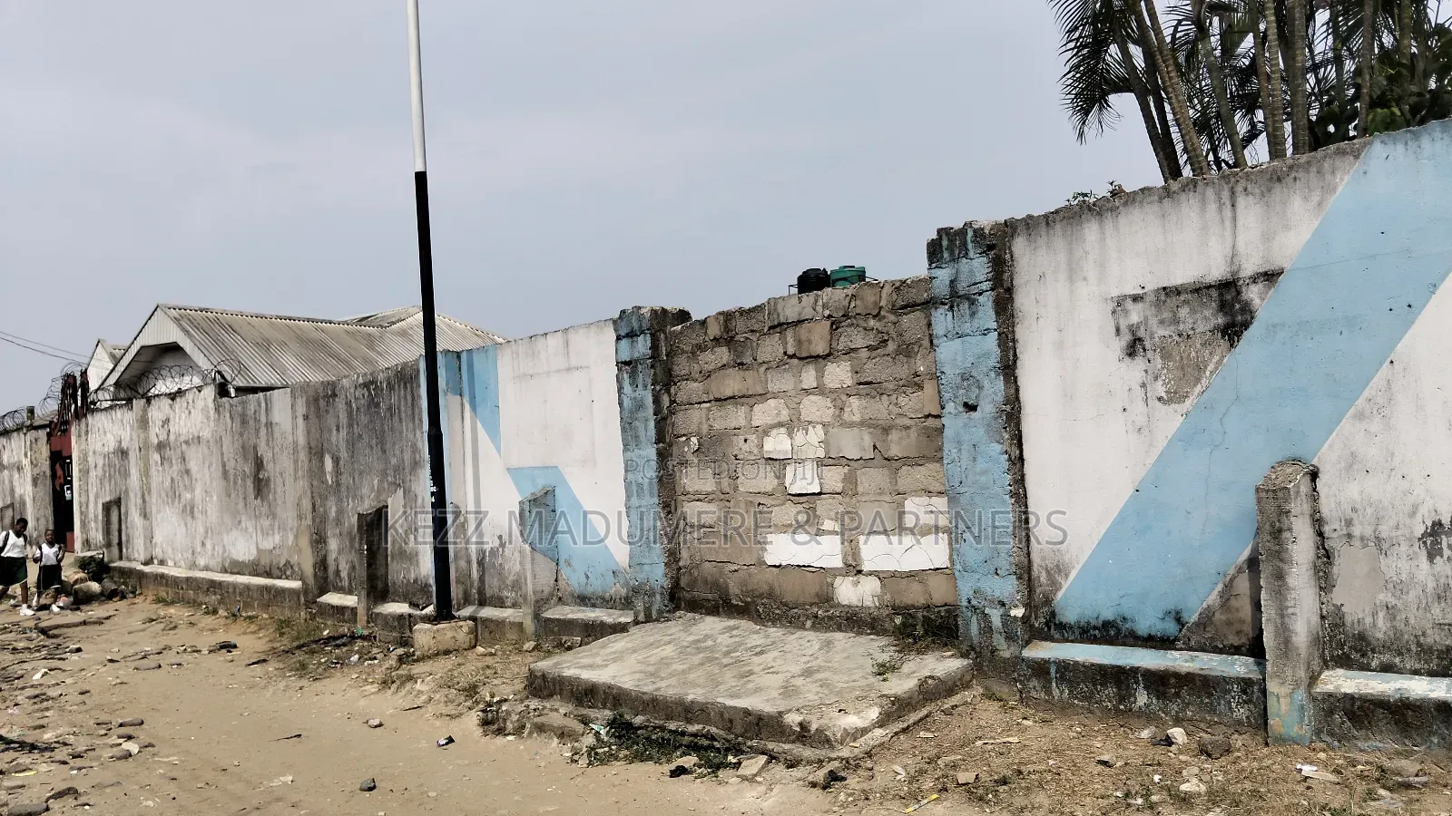 For Sale : 81⁄2 Plots Off Stadium Rd, Ph in Uyo