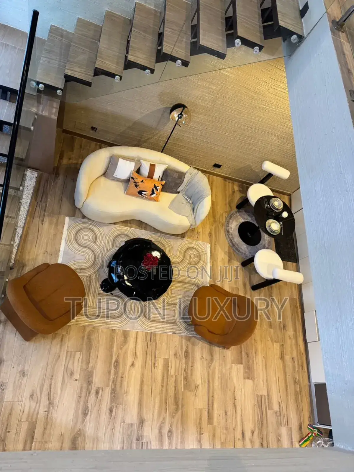 Luxury 1bedroom Loft With Pool in Lekki Phase 1