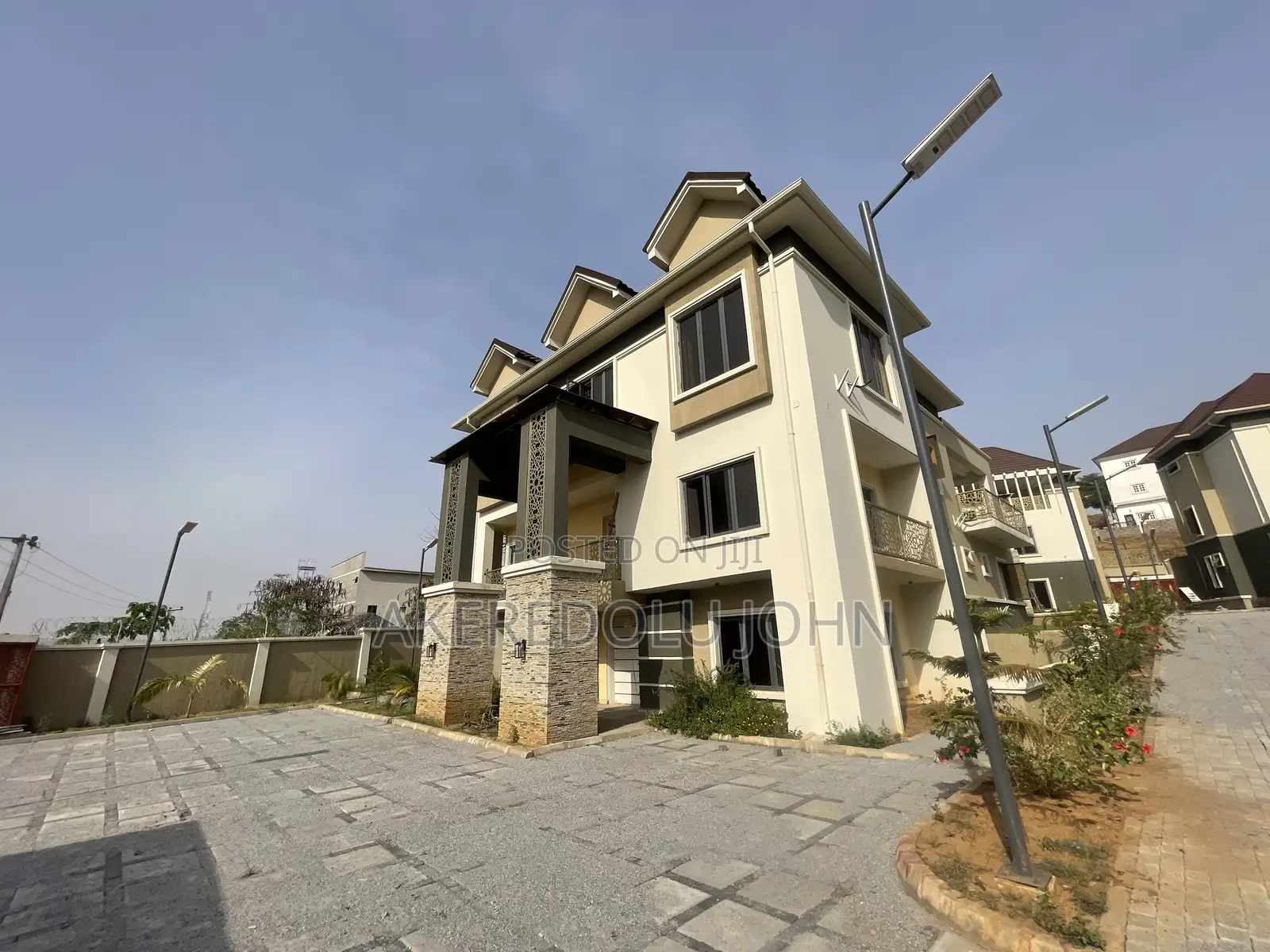 6bdrm Duplex in Asokoro for sale in Asokoro