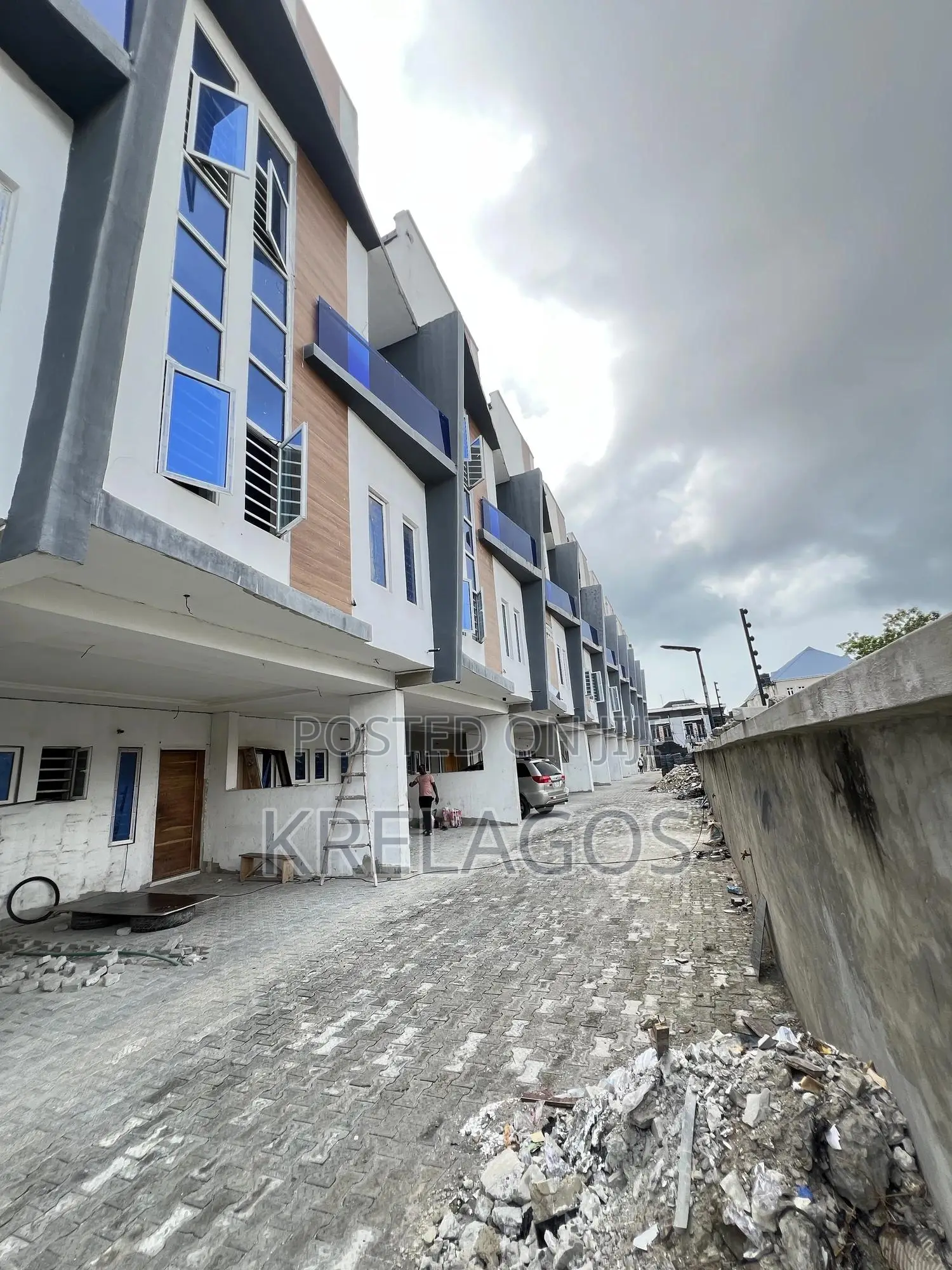 4bdrm Duplex in Ikate for sale in Ikate