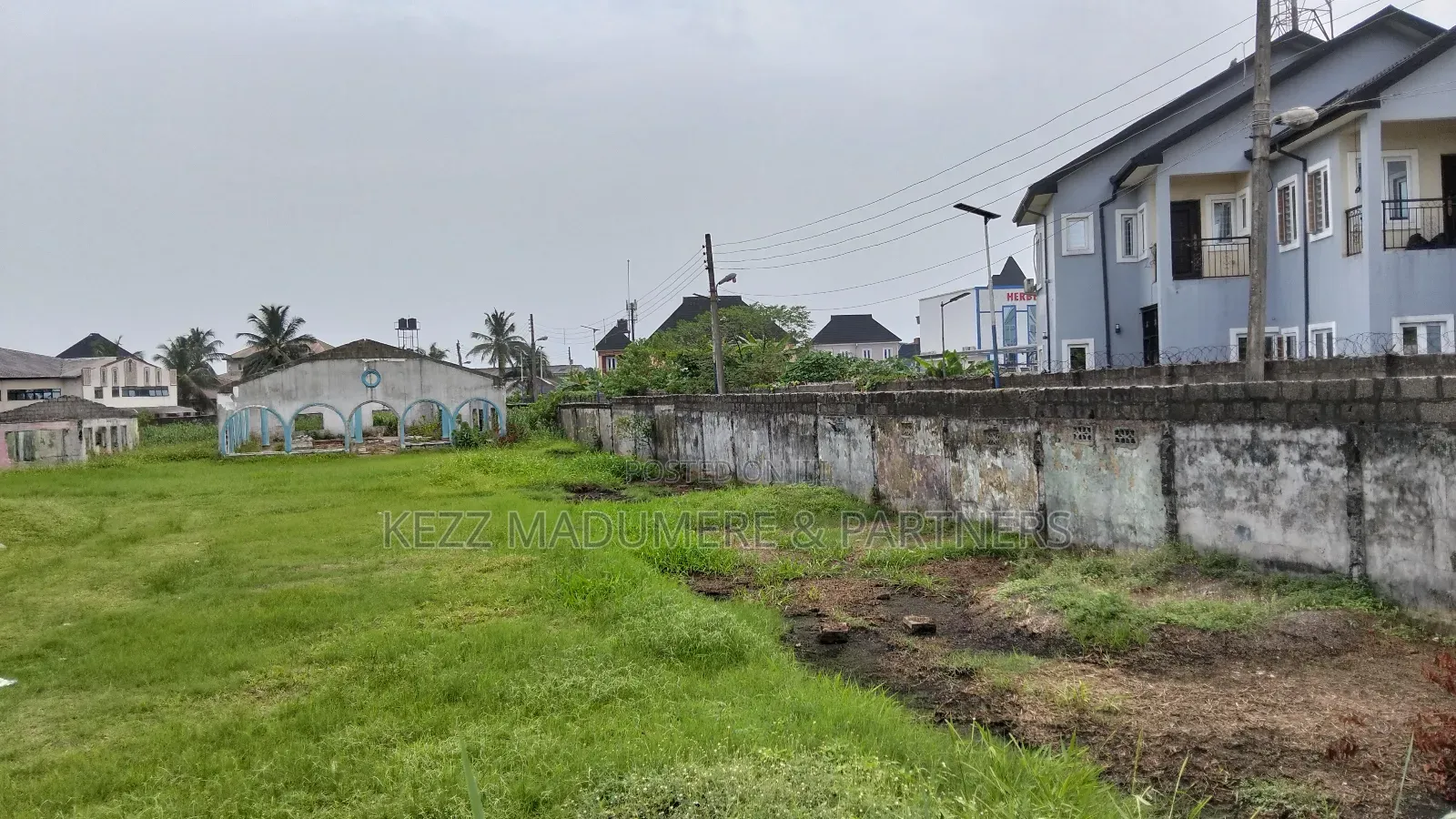 For Sale : 9.5 Fenced Plots at Gra Phase 1 ,Ph in Port-Harcourt
