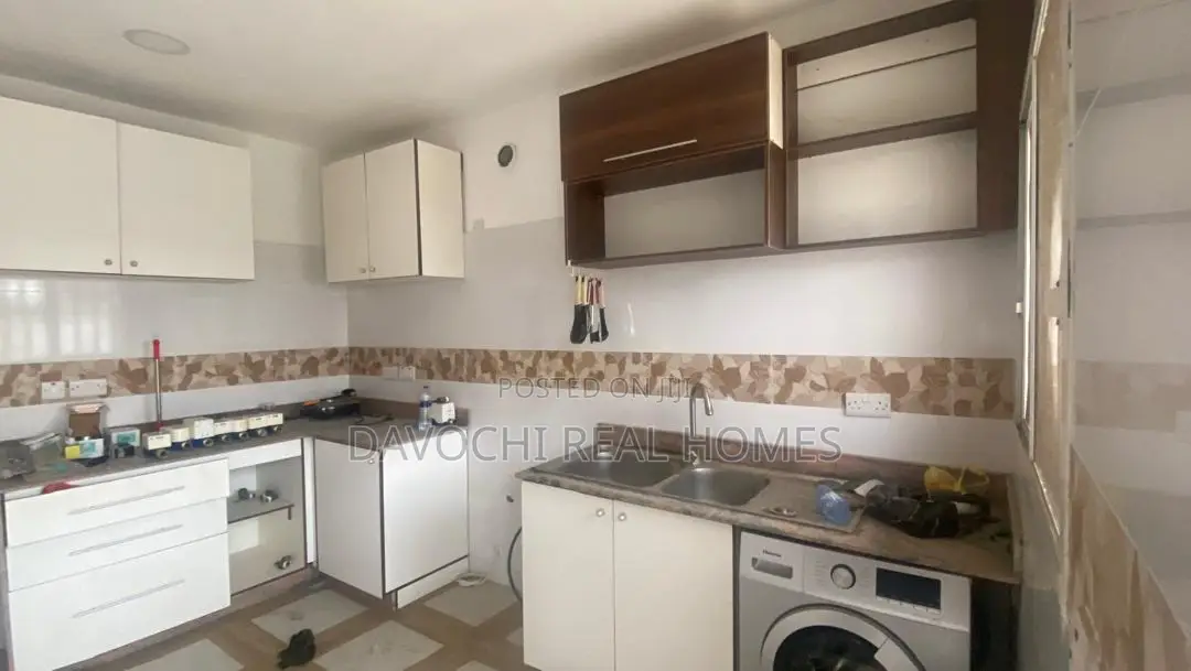 3bdrm Duplex in Chevron Drive, Lekki for rent in Chevron