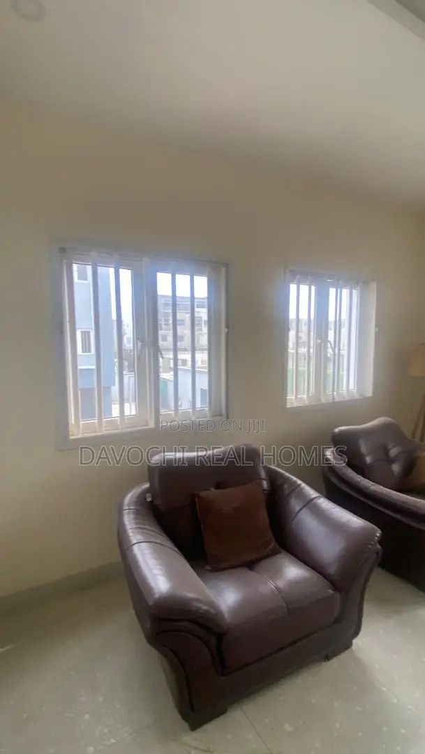 3bdrm Duplex in Chevron Drive, Lekki for rent in Chevron