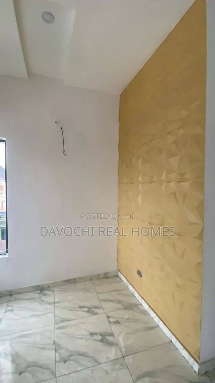 4bdrm Duplex in Chevron Dri for rent in Chevron