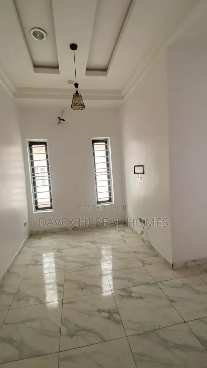 4bdrm Duplex in Chevron Dri for rent in Chevron