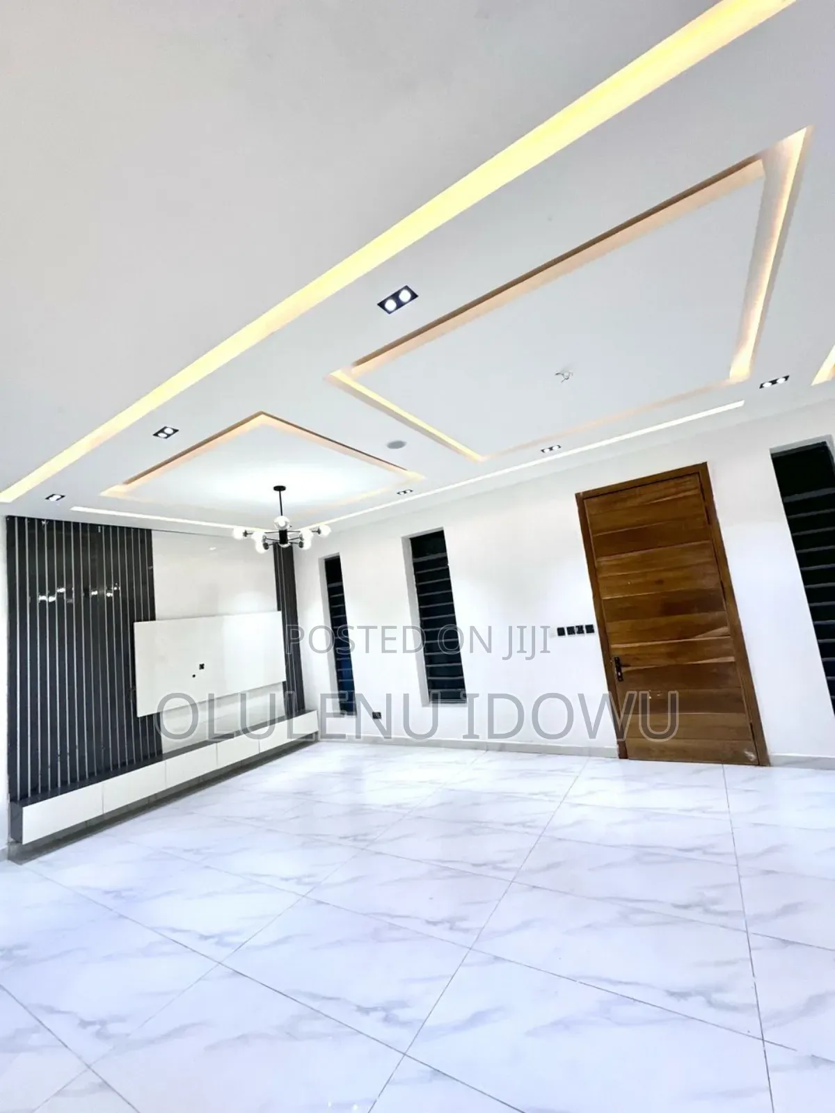 Furnished 5bdrm Duplex in Idado for sale in Idado