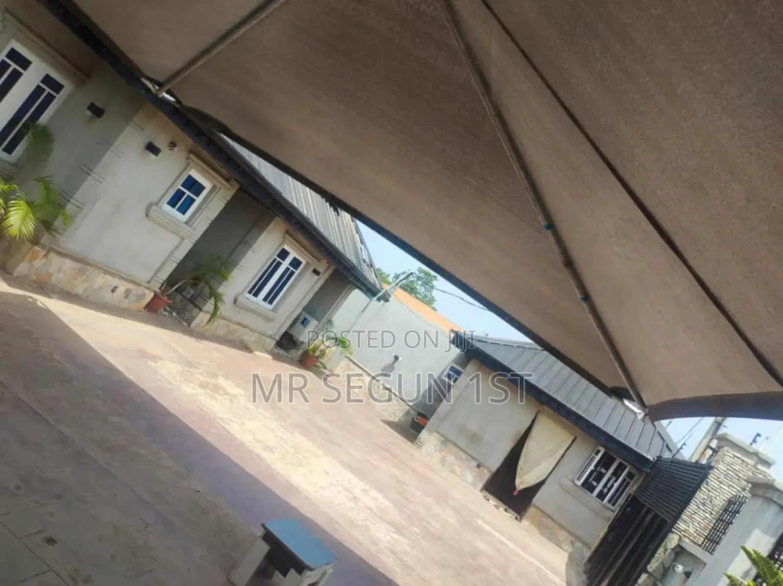 6bdrm Bungalow in Dove Estate, Odo Ona for sale in Odo Ona