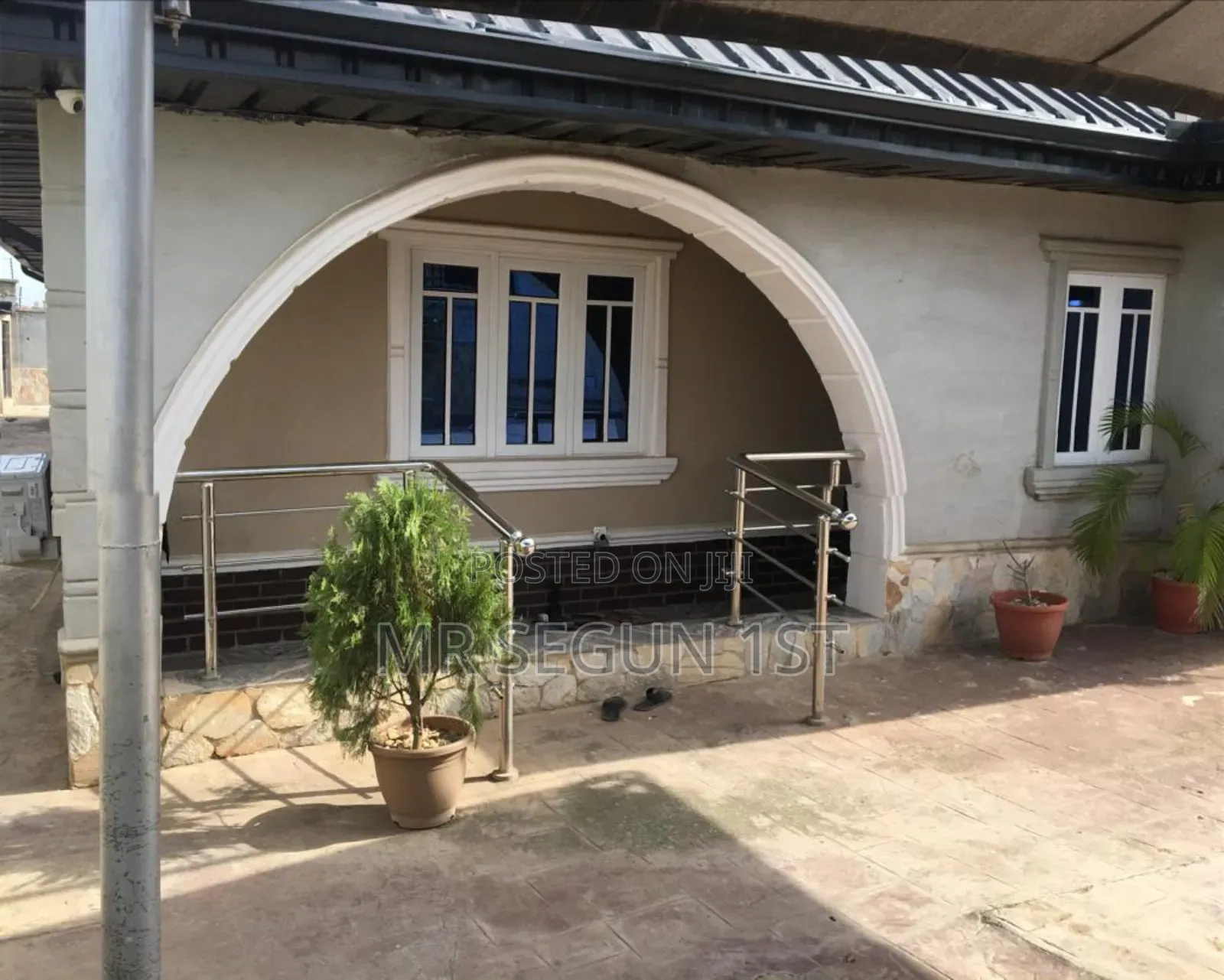 6bdrm Bungalow in Dove Estate, Odo Ona for sale in Odo Ona