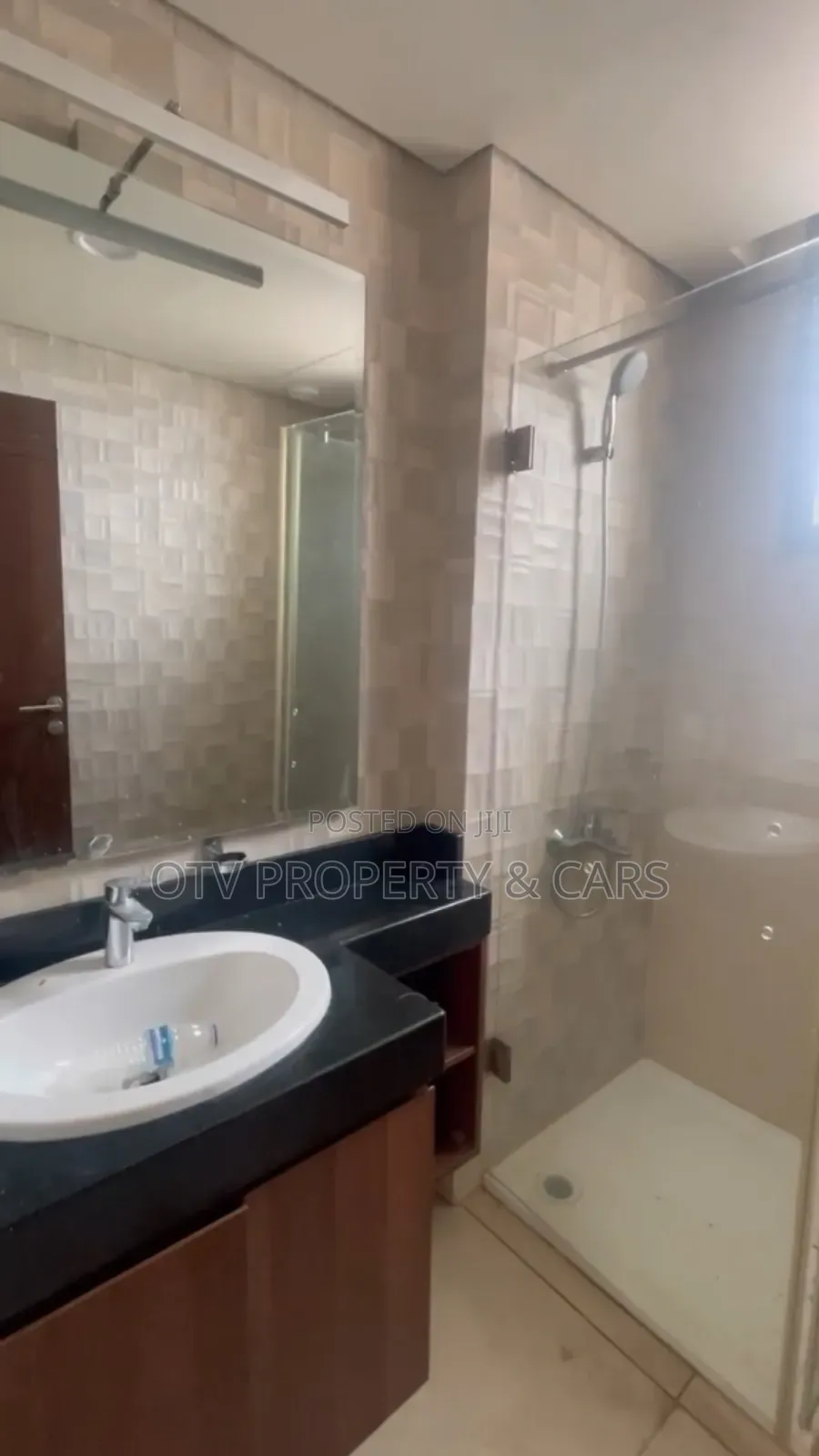 Furnished 3bdrm Apartment in Ligali Ayorinde for sale in Ligali Ayorinde