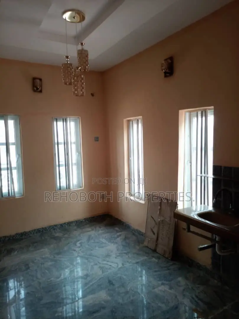 4bdrm Duplex in Omololu Oluloyo, Ibadan for rent in Ibadan