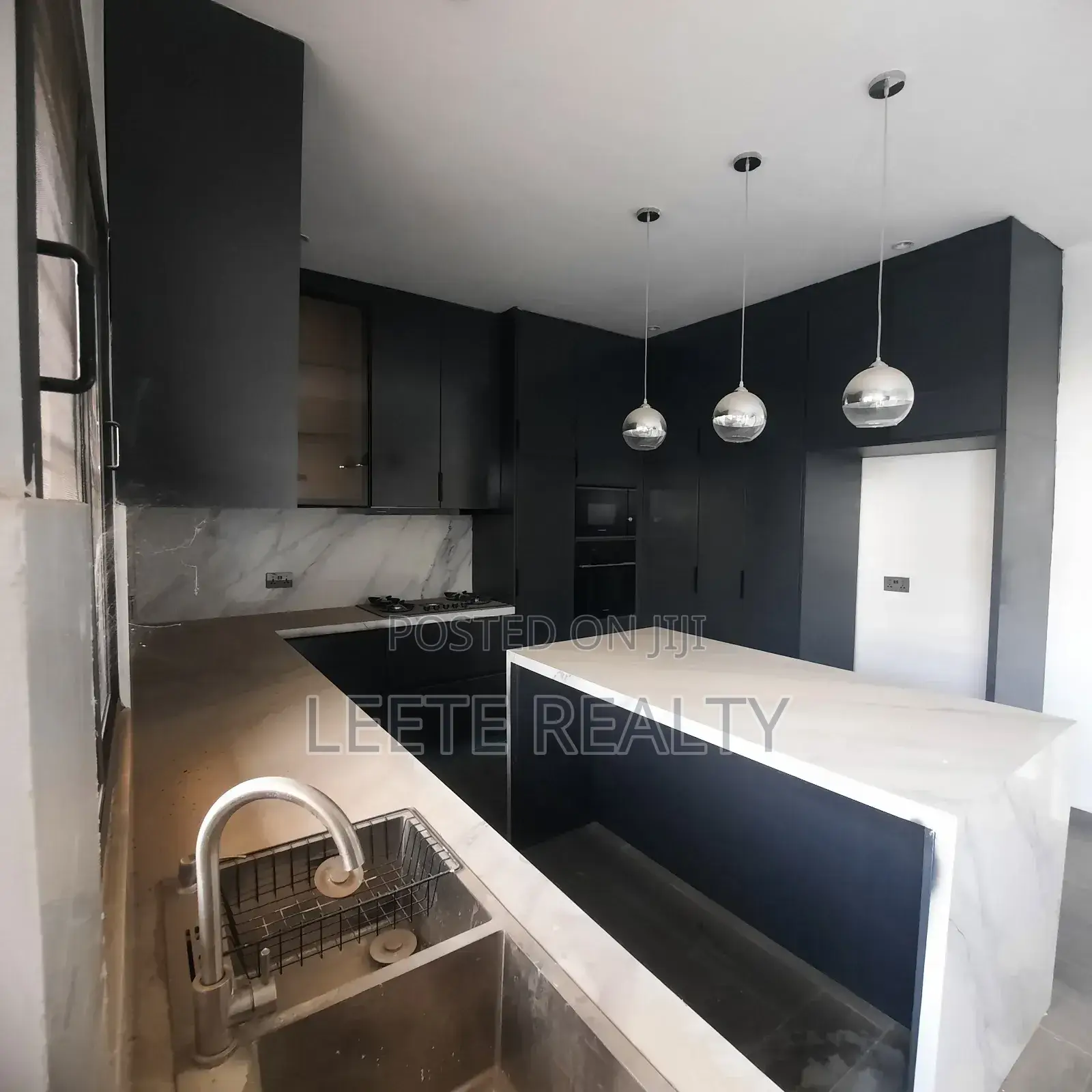 4 Bed-Room Terrace Duplex With a Bq in Jahi