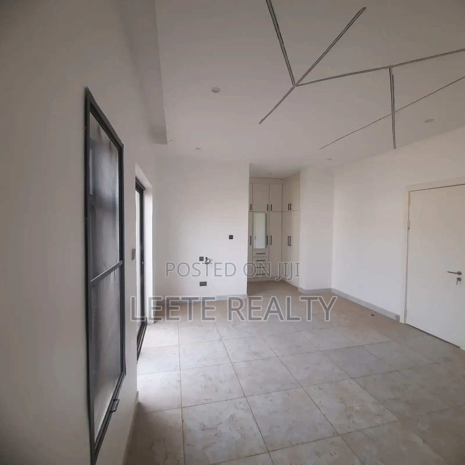 4 Bed-Room Terrace Duplex With a Bq in Jahi