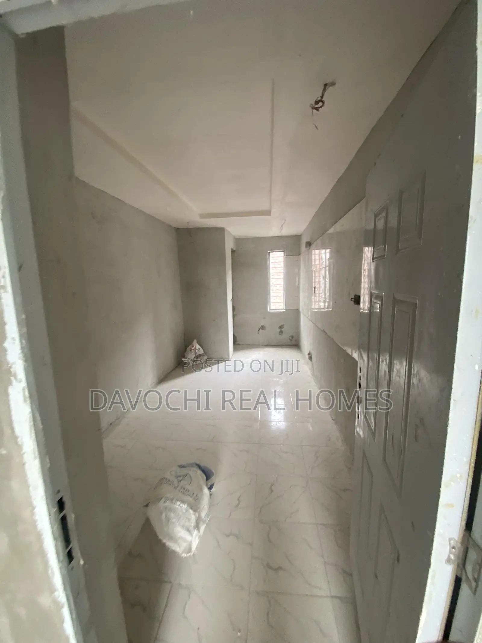 3bdrm Apartment in Chevron, Lekki for sale in Chevron