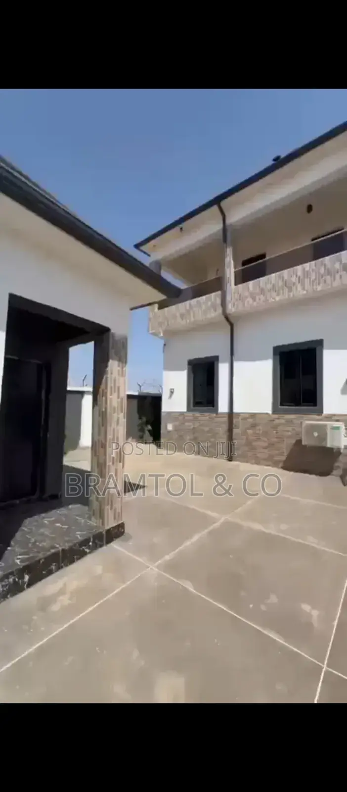 Furnished 3bdrm Townhouse/Terrace in Becky 2 Estate, Karu for sale in Karu