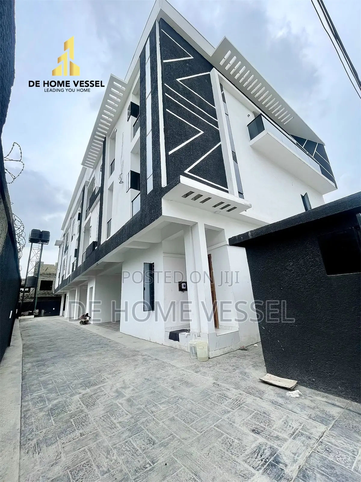 2bdrm Apartment in Lekki for sale in Lekki