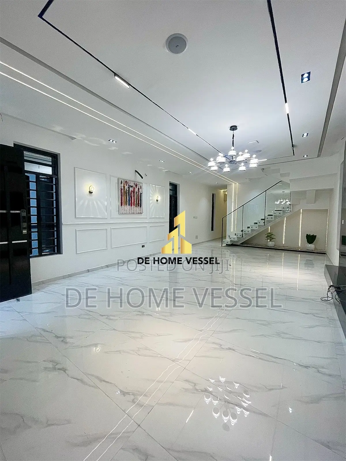 5bdrm Duplex in Chevron for sale in Chevron