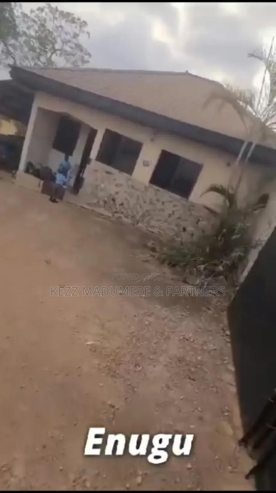 For Sale: 1380 SQMTS With 3 Bedroom Bungalow Nq in Enugu