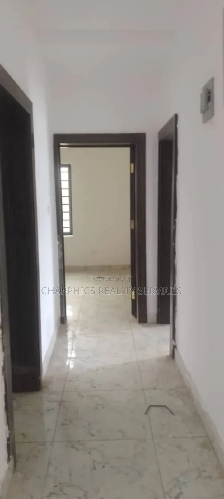 3bdrm Block of Flats in Ikeja GRA for sale in Ikeja GRA