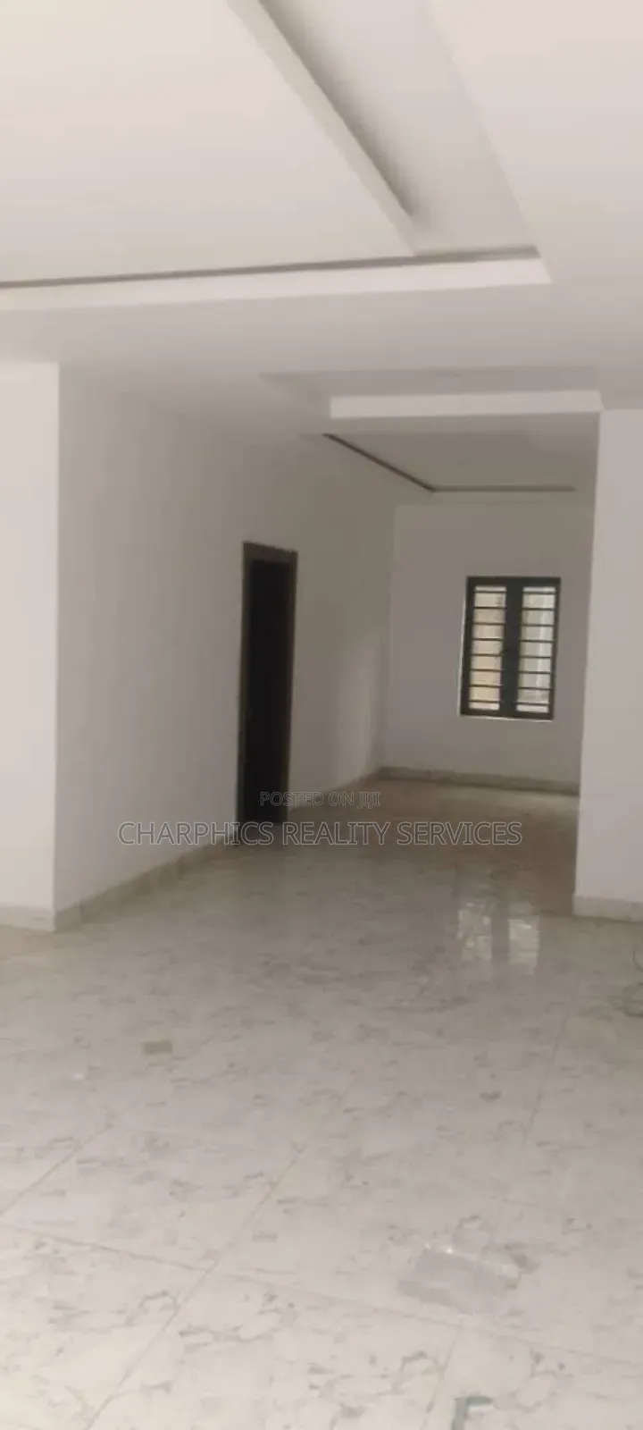 3bdrm Block of Flats in Ikeja GRA for sale in Ikeja GRA