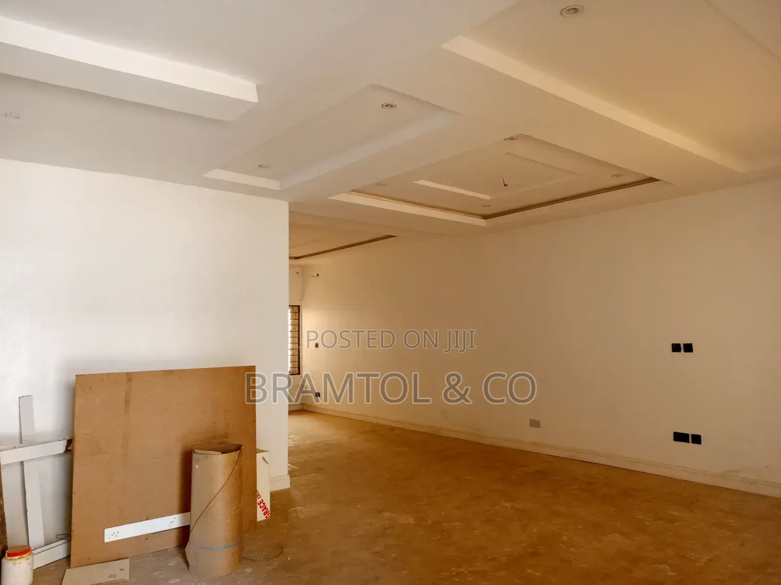 3bdrm Block Of Flats In Idu Industrial For Sale in Idu Industrial