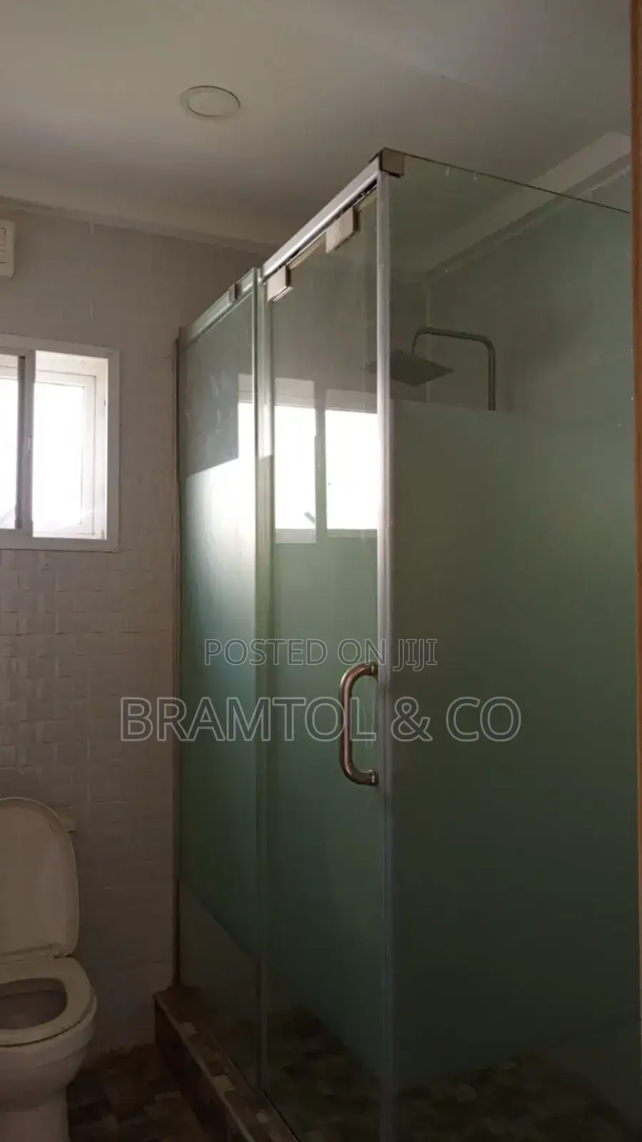 3bdrm Duplex in Idu Industrial for sale in Idu Industrial