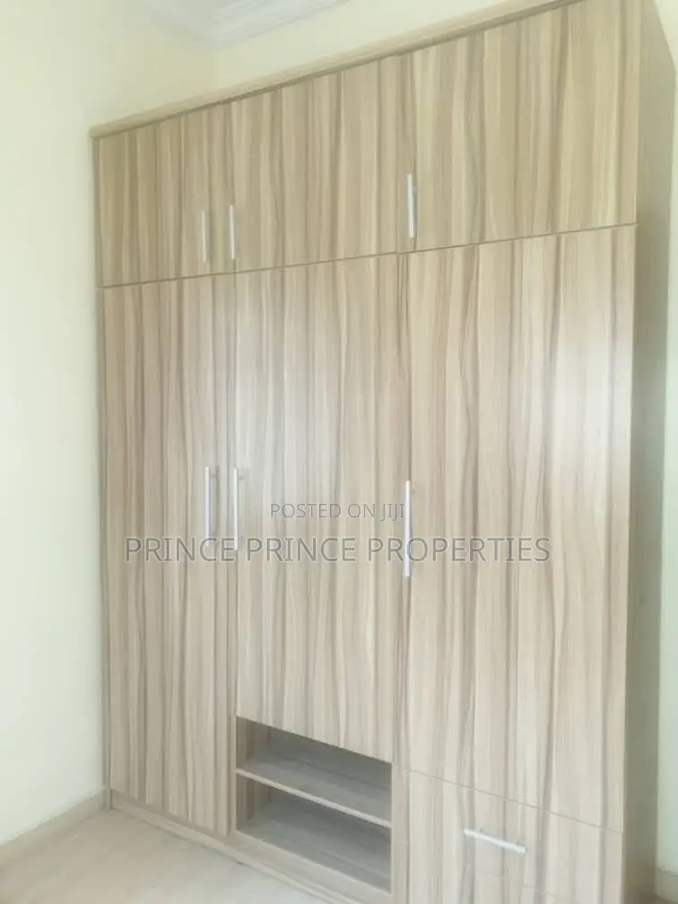 3bdrm Block of Flats in Surulere for rent in Surulere