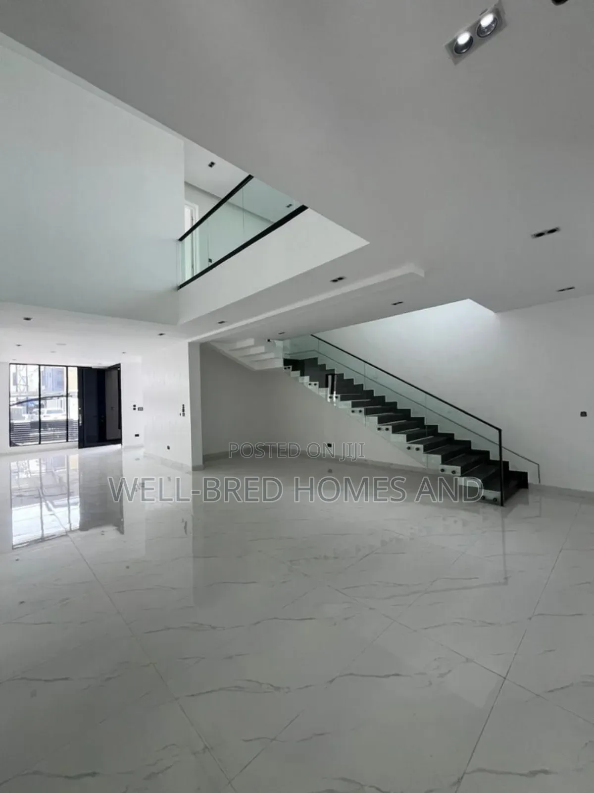 5bdrm Duplex in Lekky County Lekki for sale in Lekki