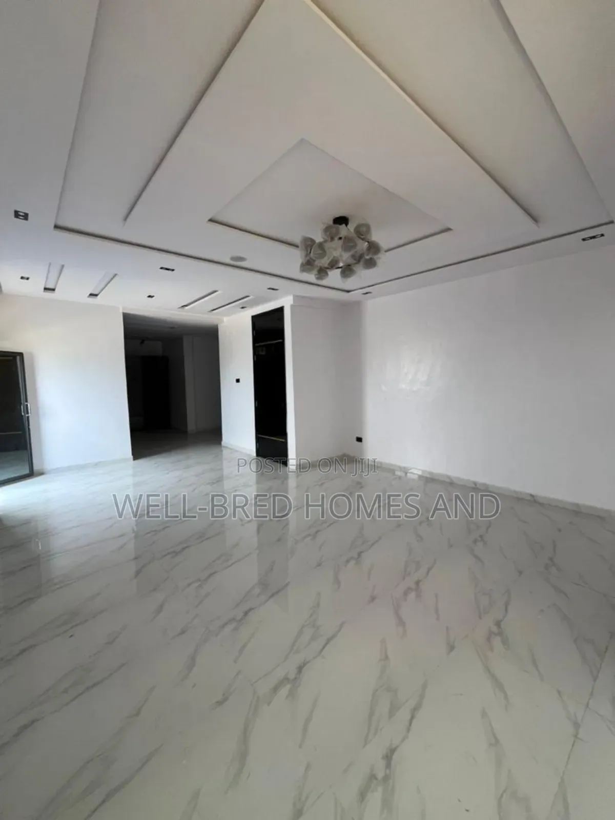5bdrm Duplex in Lekky County Lekki for sale in Lekki