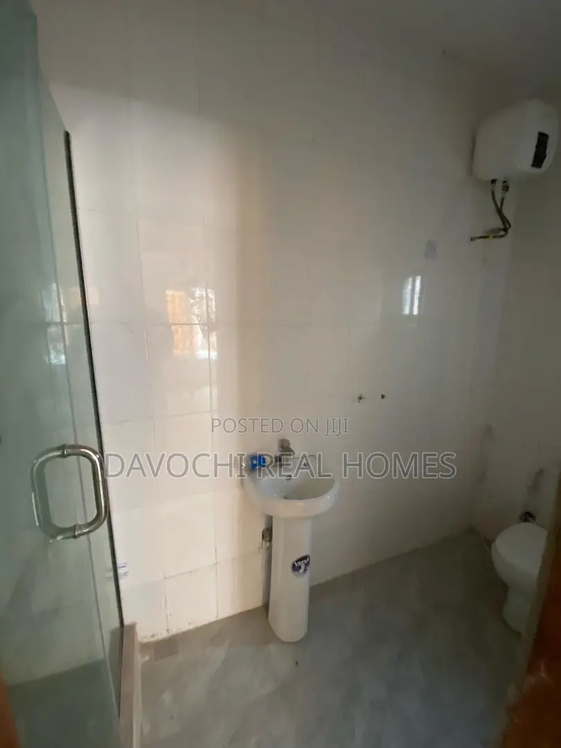2bdrm Apartment in Awoyaya, Ajah for rent in Awoyaya