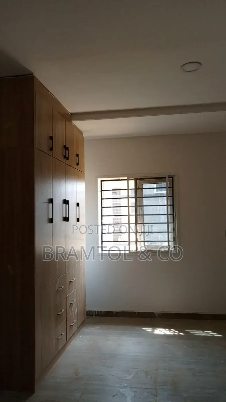 3bdrm Block of Flats in Idu Industrial for sale in Idu Industrial