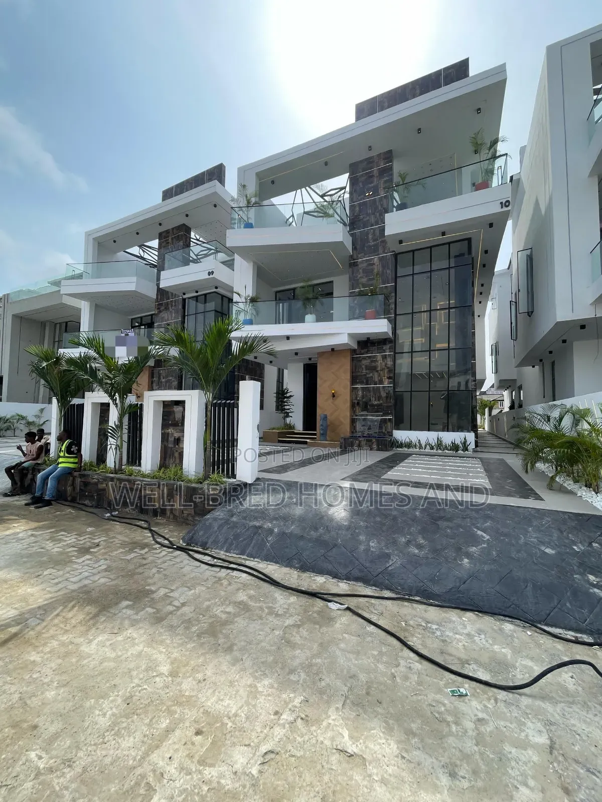 5bdrm Duplex in Chevron Lekki Lagos for sale in Lekki