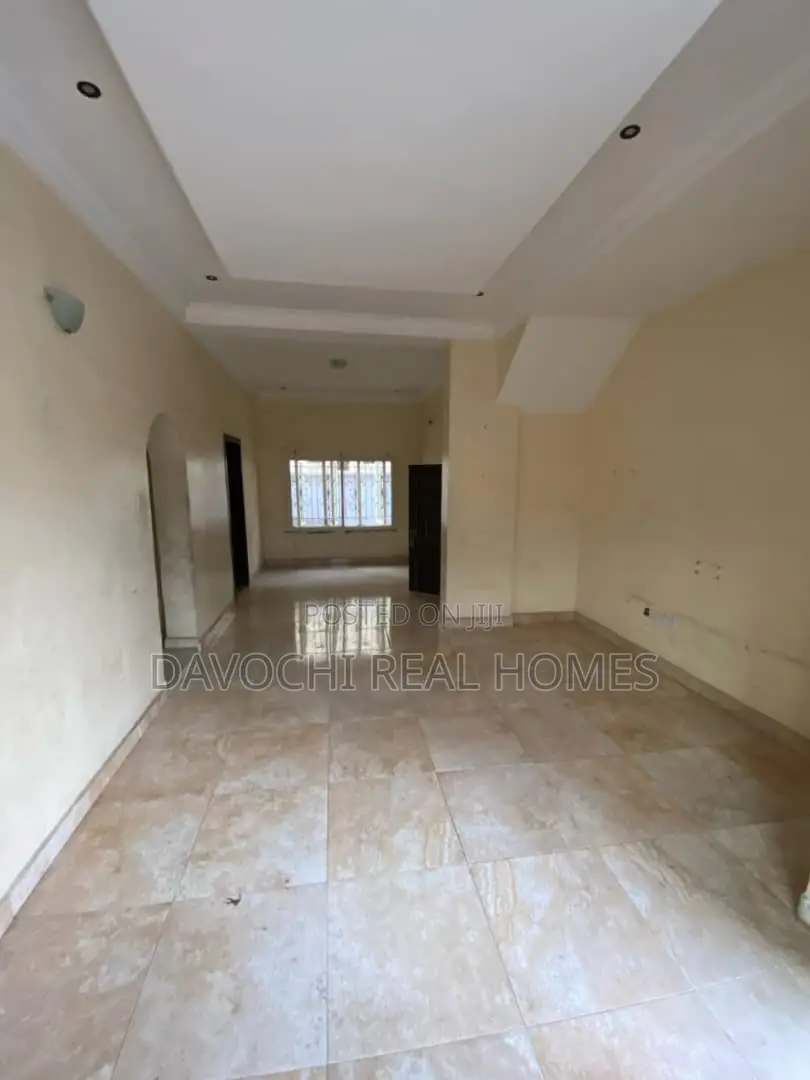 3bdrm Apartment in Awoyaya, Ajah for rent in Ado / Ajah