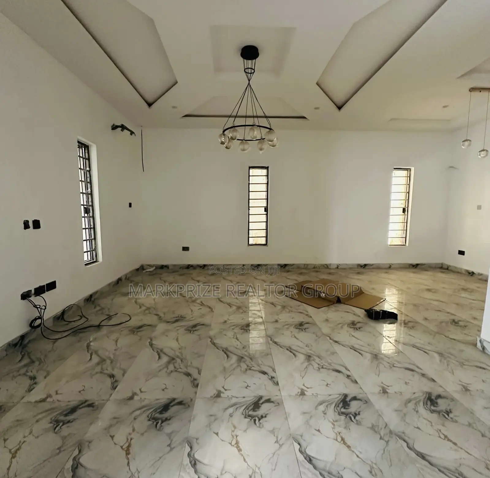 5bdrm Duplex in Amuwo Odofin Lagos for sale in Amuwo-Odofin