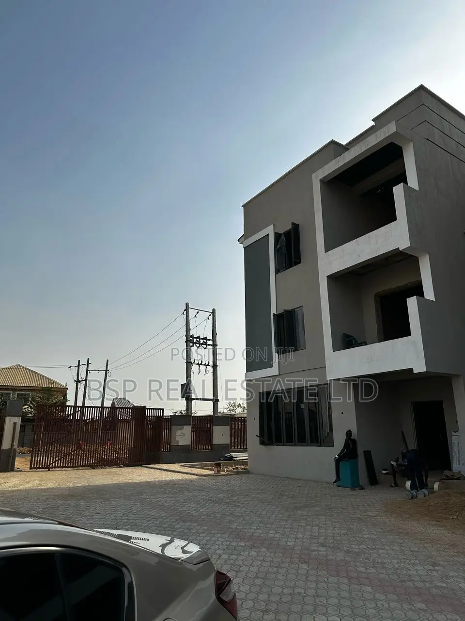 5bdrm Duplex in Jahi for sale in Jahi