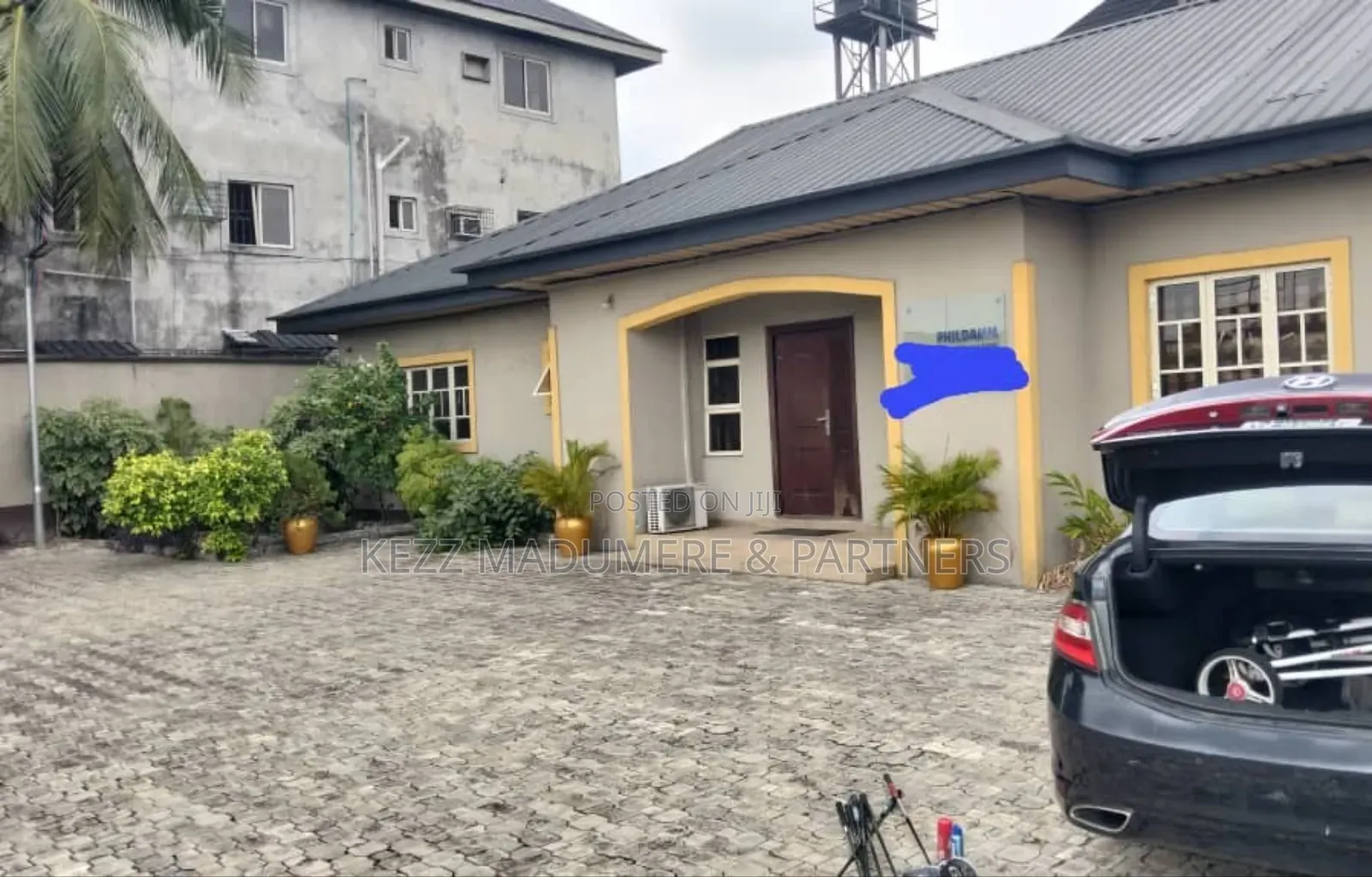 5bdrm Bungalow in Near Yakubu Gowon, Rumuomasi for sale in Rumuomasi
