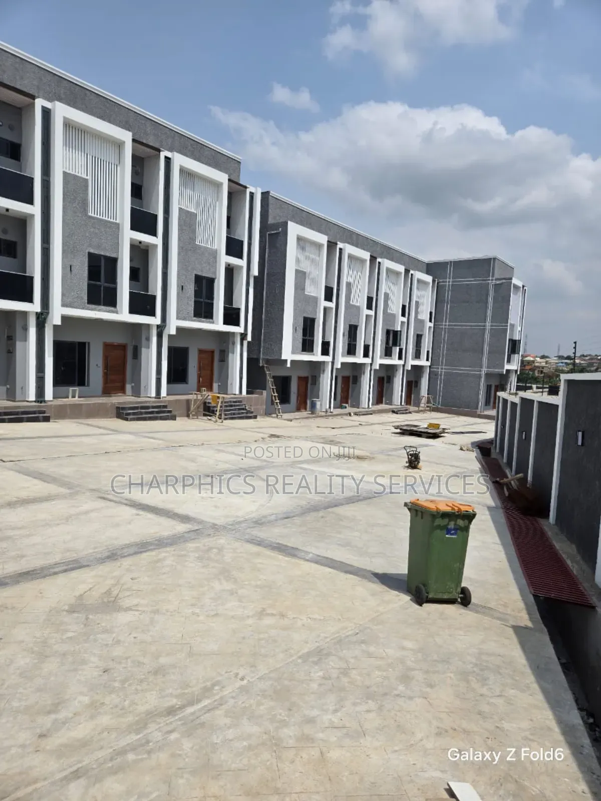 4bdrm Townhouse/Terrace in Magodo for sale in Magodo