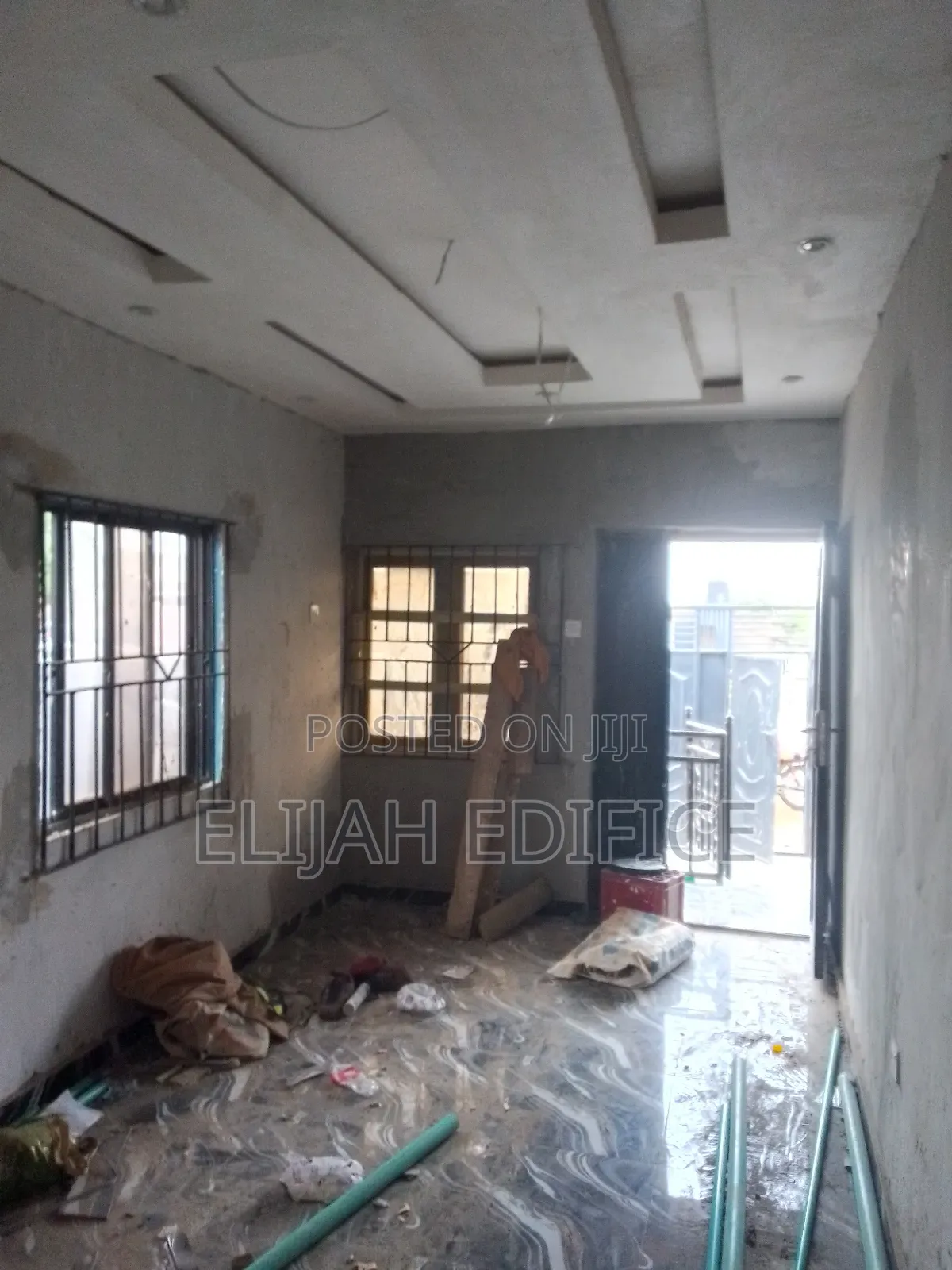 Furnished 1bdrm Bungalow in Sheriffyt Hotel, Ikorodu Garage for rent in Ikorodu Garage