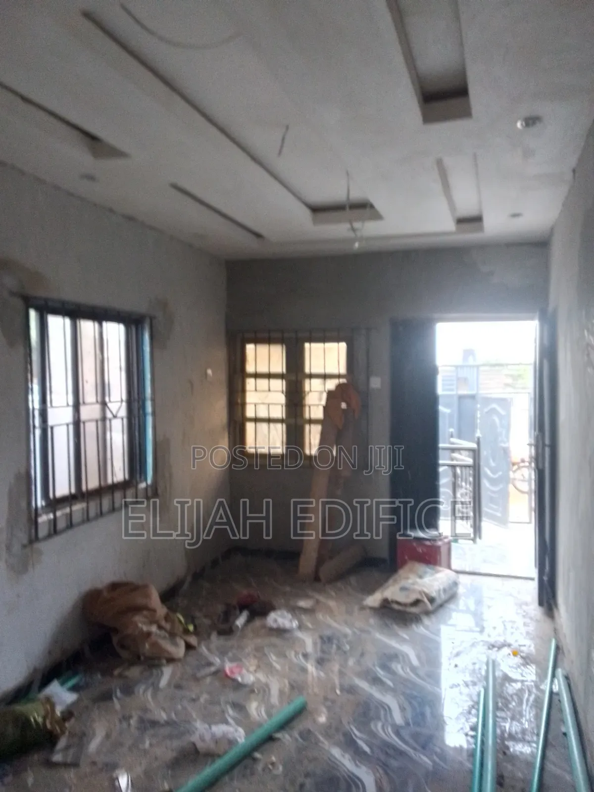 Furnished 1bdrm Bungalow in Sheriffyt Hotel, Ikorodu Garage for rent in Ikorodu Garage