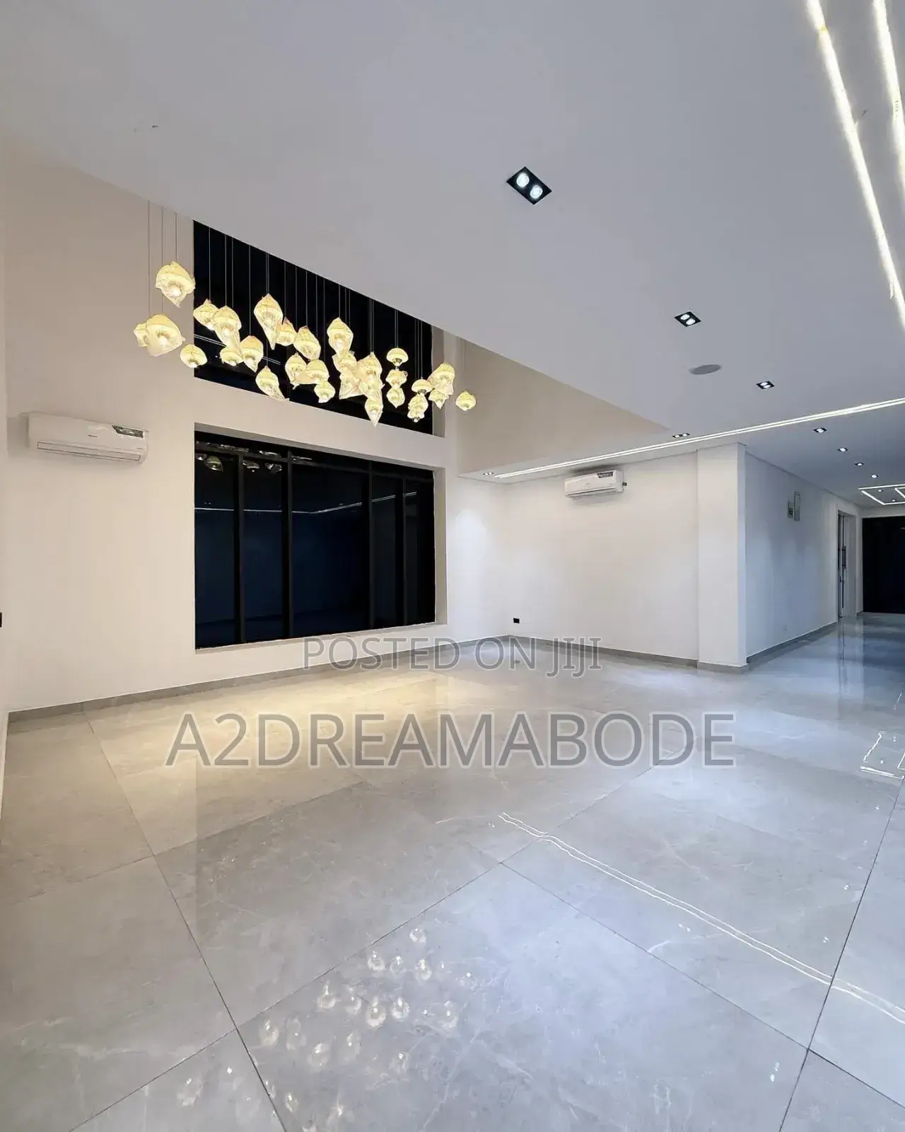 5bdrm Duplex in Ikate for sale in Ikate