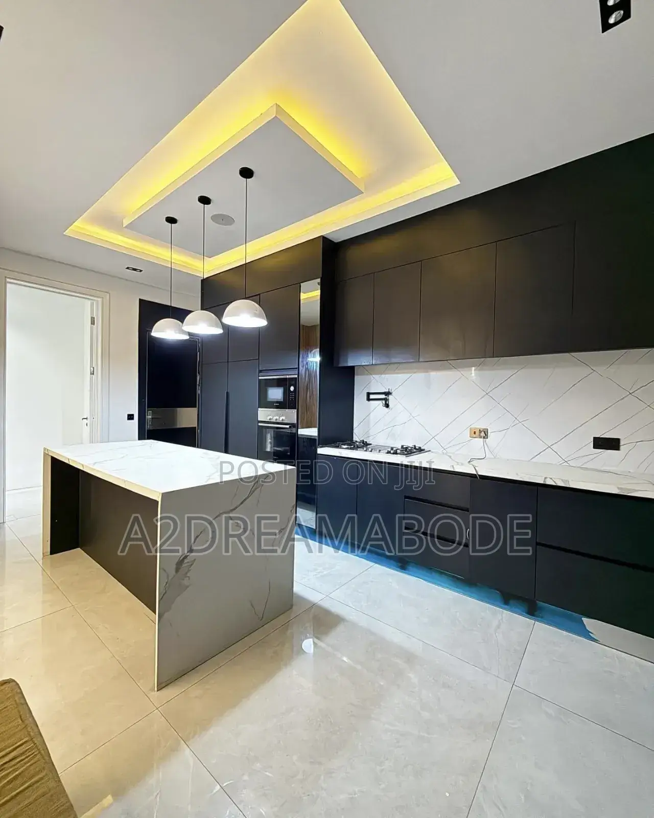 5bdrm Duplex in Ikate for sale in Ikate