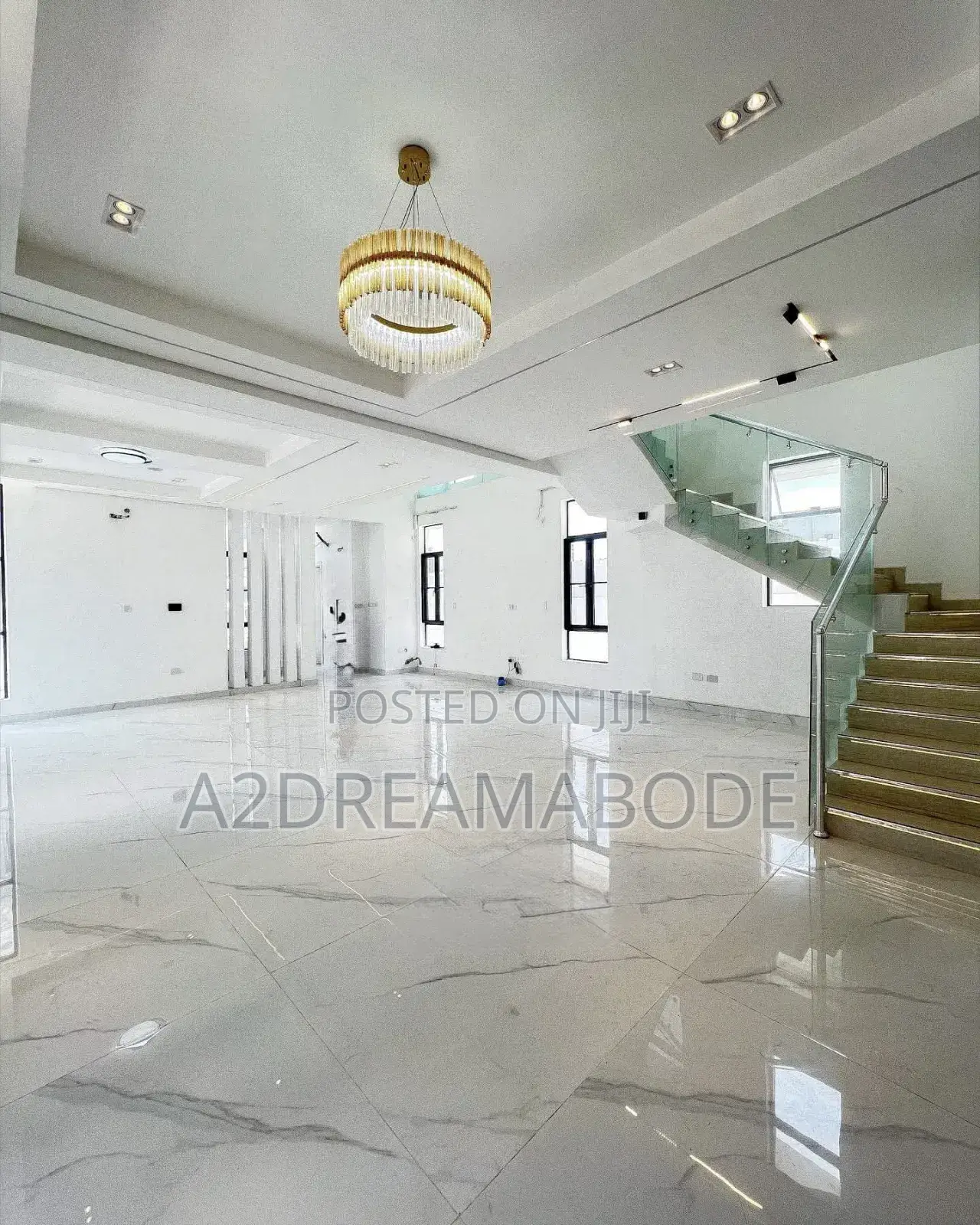 5bdrm Duplex In Osapa For Sale in Osapa london