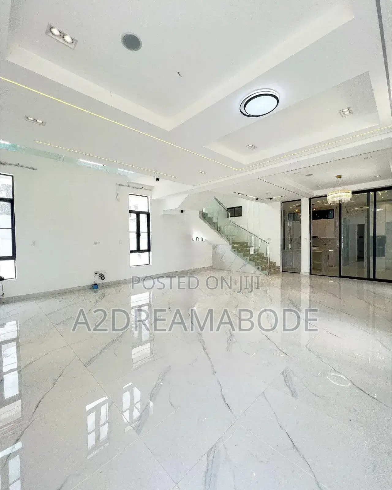 5bdrm Duplex In Osapa For Sale in Osapa london