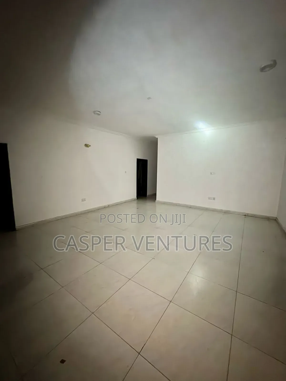 3bdrm Apartment in London Garden for sale in Osapa london