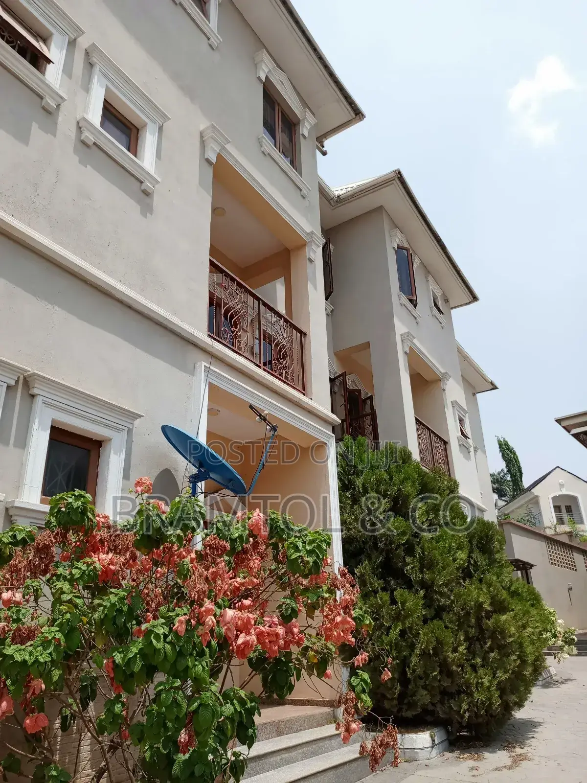 Furnished 2bdrm Townhouse / Terrace in Maitama for rent in Maitama