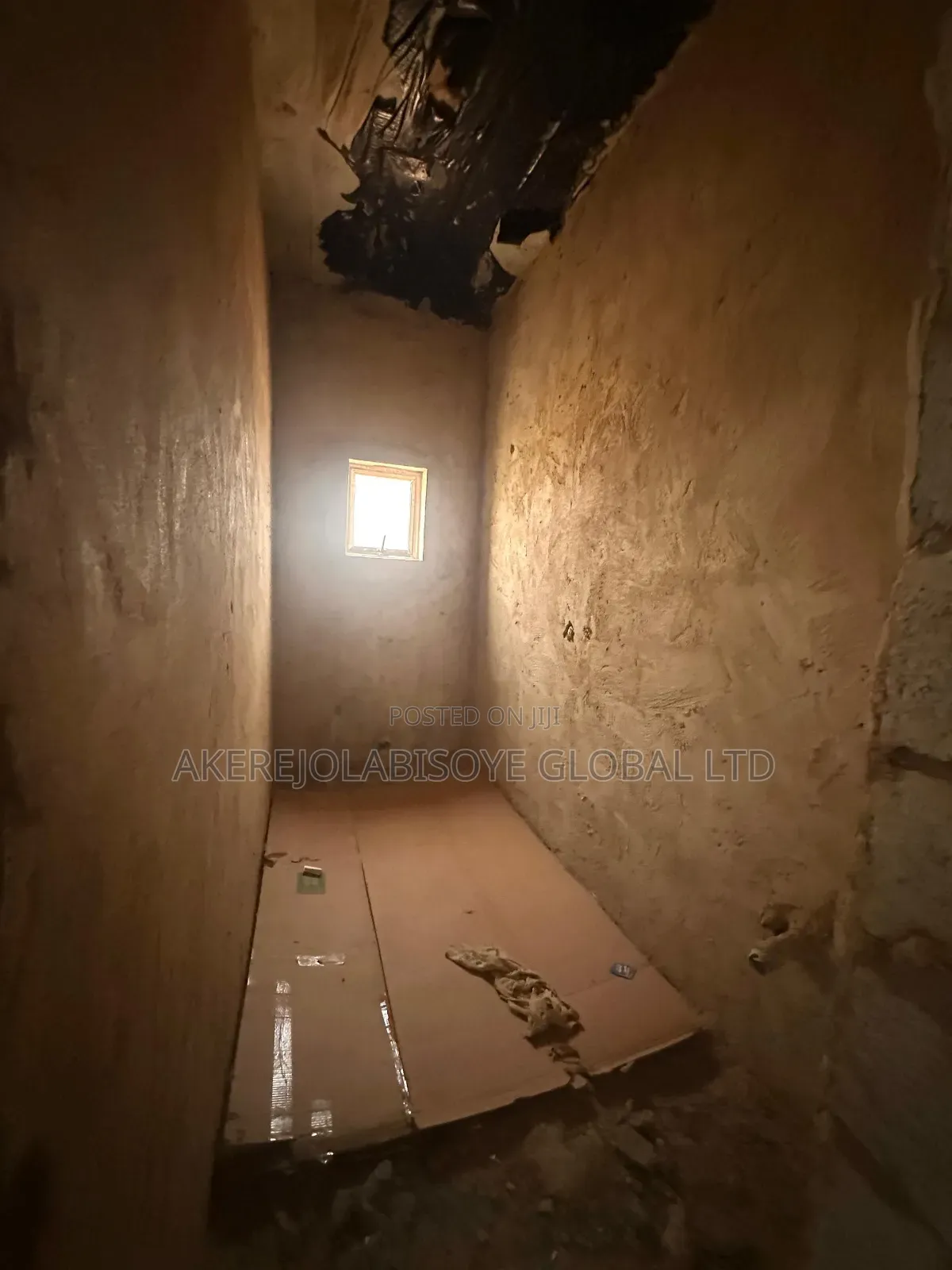 4bdrm Townhouse/Terrace in Before Godab, Life Camp for sale in Life Camp